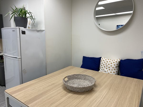 Shared office at Queens Bridge St Southbank, image 4