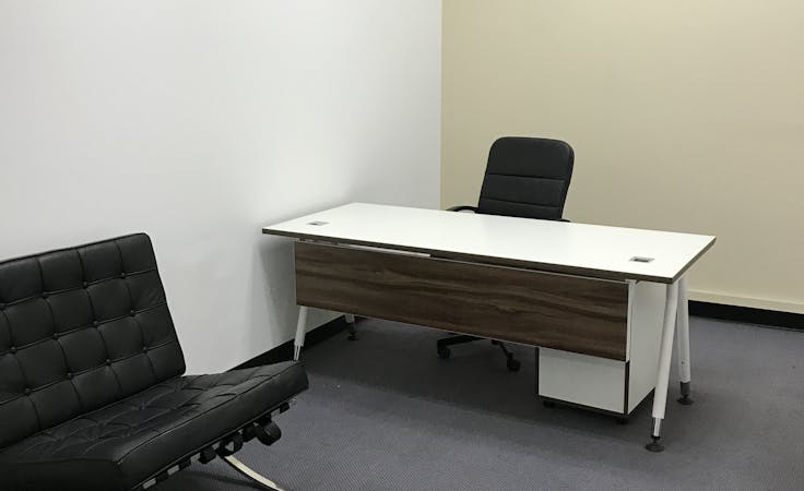 Private office at 19 Market Street, image 1