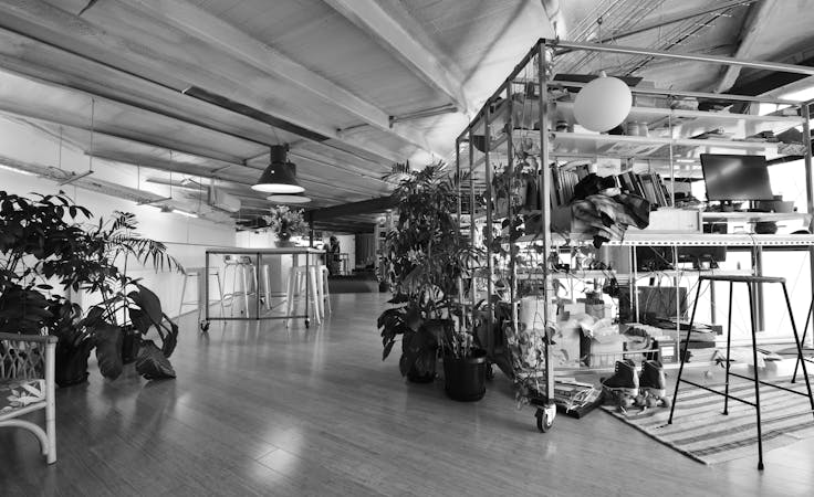 Desk Space, creative studio at BIGBANG studio, image 3