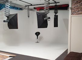 Large cyclorama space, creative studio at Studioworks Building, image 1