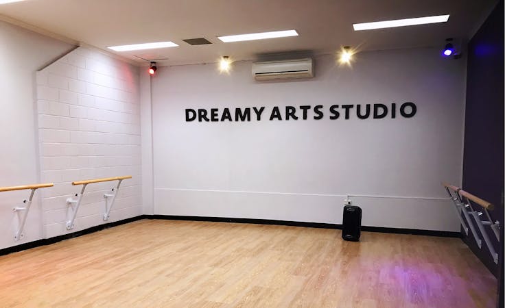 THE PURPLE ROOM, workshop at Dreamy Arts Studio, image 1