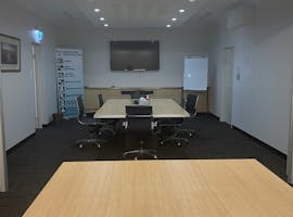 BOARDROOM, meeting room at OSBORNE PARK, image 1