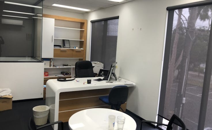Private office at Riverview Business Park, image 1