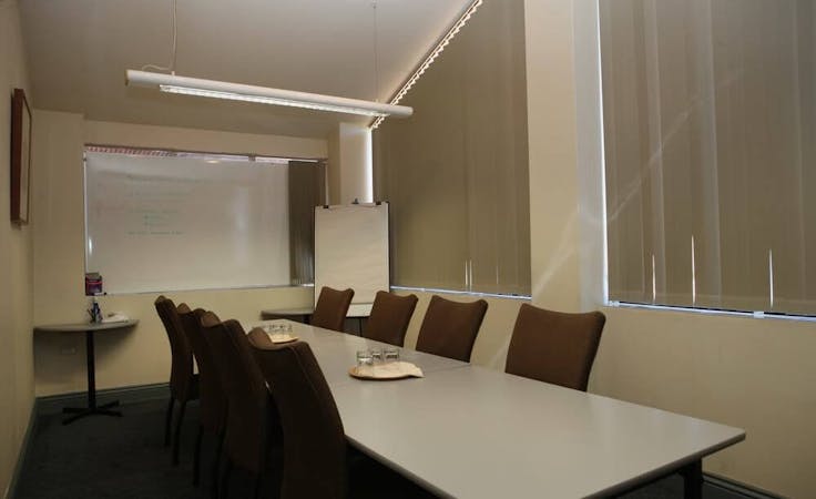 Boardroom, meeting room at Twin Towers Inn, image 3