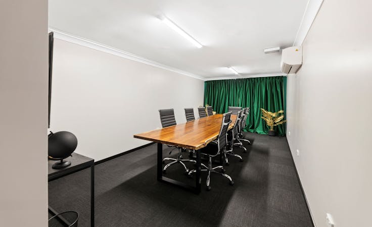 Boardroom, meeting room at Emerald Kove, image 1