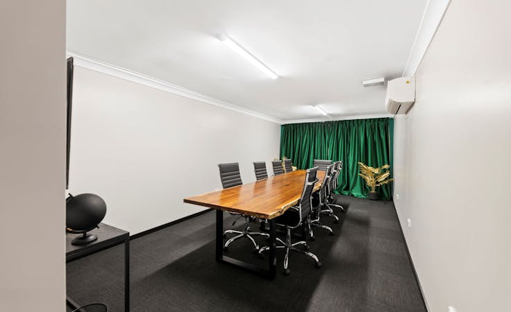 Boardroom, meeting room at Emerald Kove, image 1