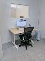 Private office at V-move Warehouse, image 1