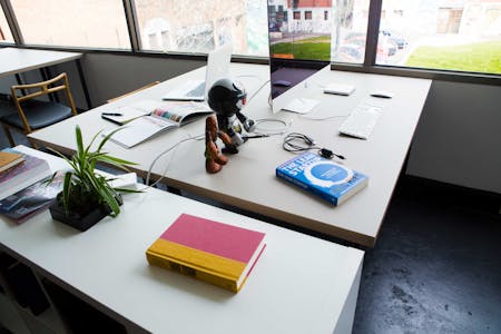 Hot Desk At Good Old Daiz Space 1411 Spacely