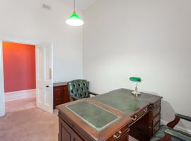 Talbot Room, private office at BOSS Centre, image 1