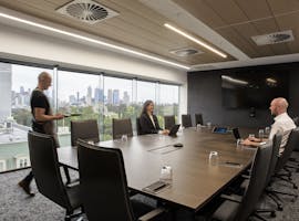 5 Person, private office at Hub St Kilda Road, image 1