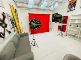 Brand New White Cyclorama Photography Studio, creative studio at Photography Studio, image 1