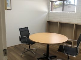 Private office at Banora Point, image 1