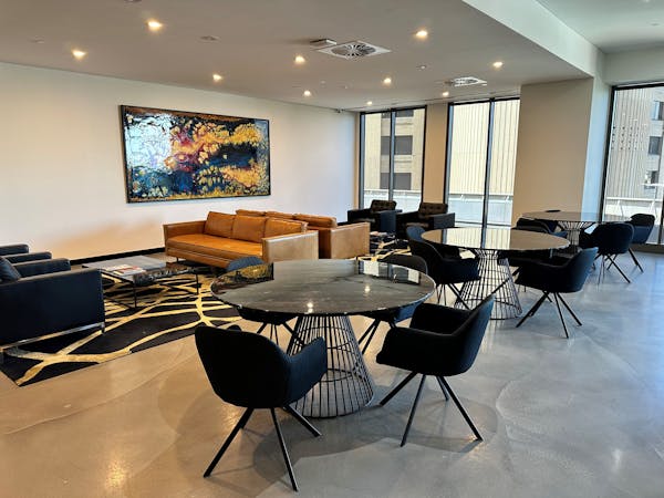 Dunn, meeting room at 333 Collins street, image 1