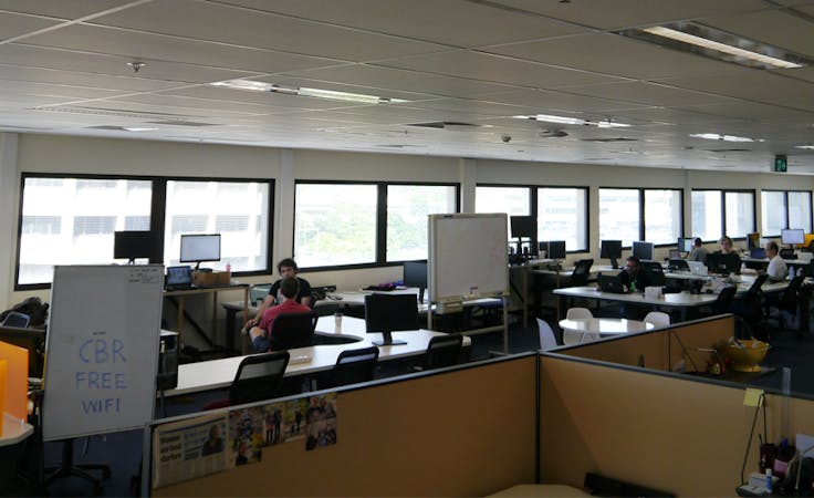 Hot desk at Entry 29 - Canberra, image 1
