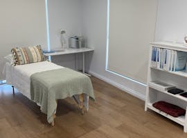 Treatment room, private office at Hand to Heal Massage and Movement, image 1
