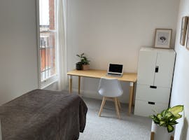 Practitioner Room , shared office at The Holistic Hub Middle Park, image 1