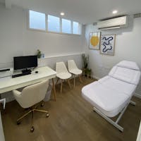 Health professionals wanted, shared office at Health Collective Ashgrove, image 1