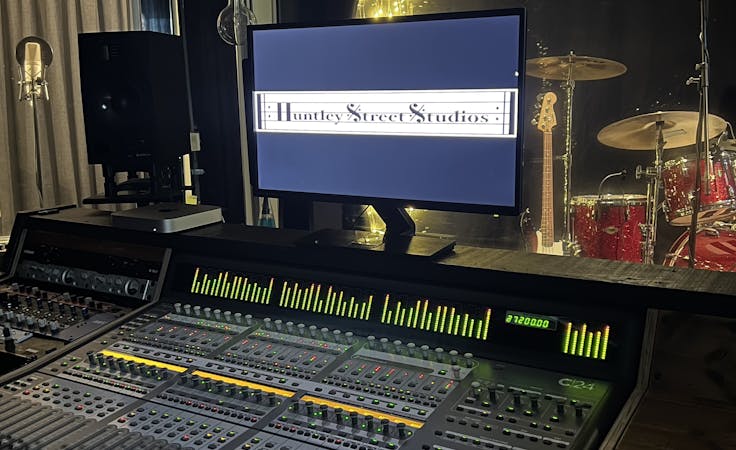 Creative studio at Huntley St Studios, image 1