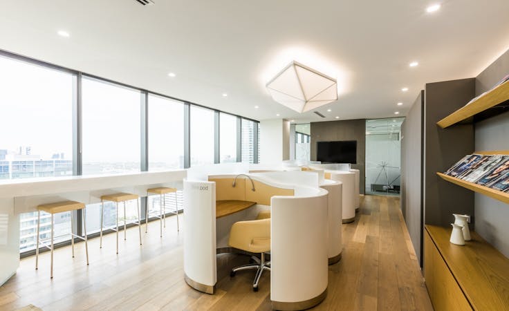 Book a reserved coworking spot or hot desk in Regus 567 Collins Street , coworking at 567 Collins Street, image 1
