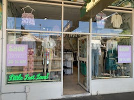 Pop-up shop at Retail / boutique shop, image 1