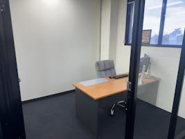 Serviced office at Walter, image 1