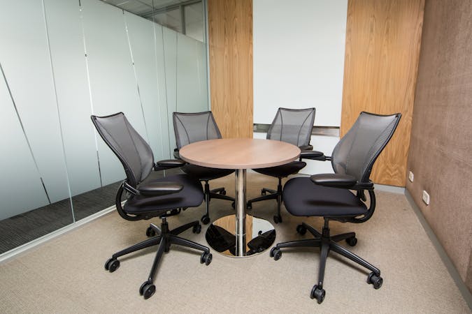 Private office at World Trade Centre, image 4