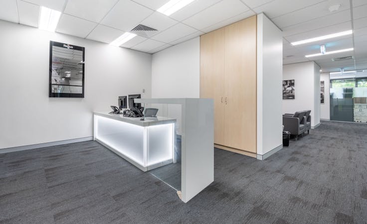 Represent your business professionally and have us take care of everything, hot desk at Hornsby, image 1