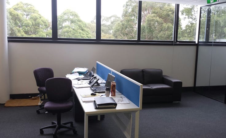 Suite B, private office at 1/1 Skyline Place, image 1