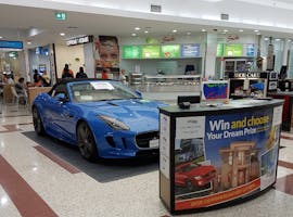 Pop-up shop at Stockland Burleigh Heads, image 1