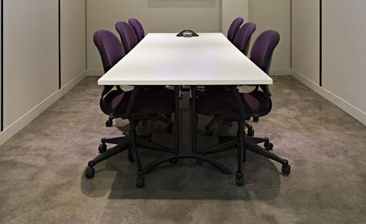 6-person meeting space, perfect for team meetings and collaborating., image 1