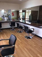 Salon Station, creative studio at Mirror Mirror Hair Artistry, image 1