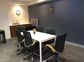 Serviced office at 10 Hobart Place, image 1