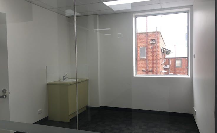 Private office at SIA Medical Centre, image 3