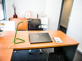 Private office in a quiet & professional environment, image 1