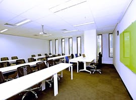Polished office space ideal for hosting your next training session, image 1