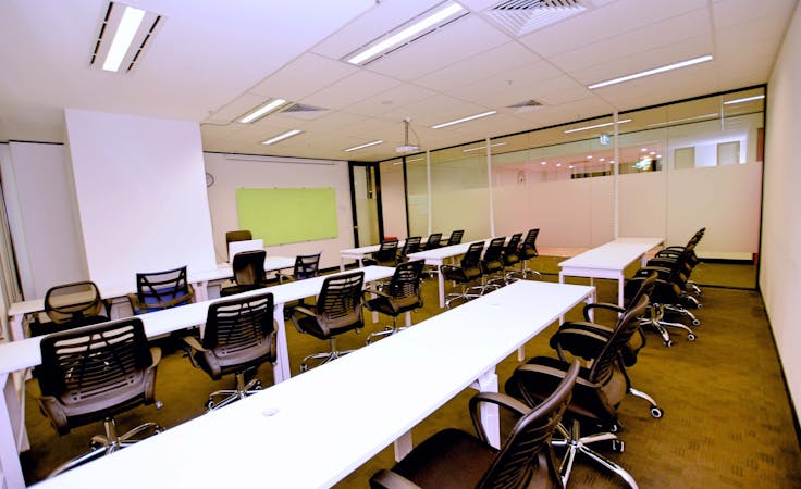 Polished office space ideal for hosting your next training session, image 2