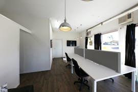 Modern office in highly accessible and vibrant location, image 1