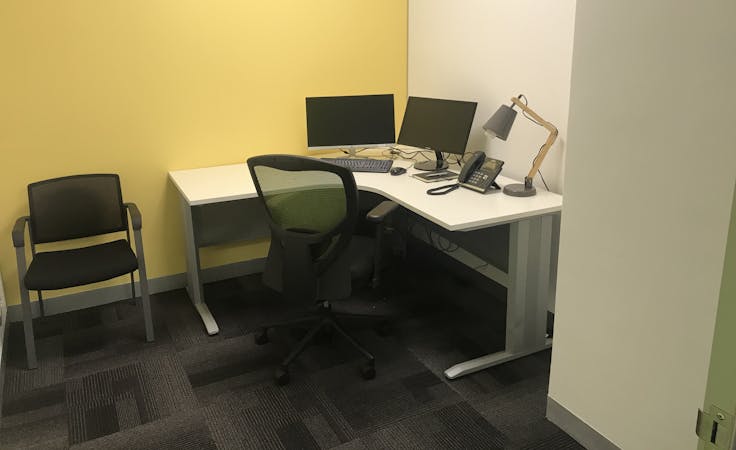 Private office at VFS Global, image 1