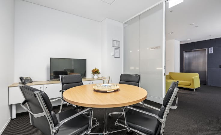 4 Person, private office at 555 Bourke Street, image 5