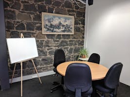 Maple Leaf - 4 Person Meeting Room - Southern Cross, meeting room at Natpost Business Centre, image 1