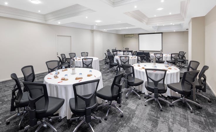 Chancellor Two, meeting room at Hotel Grand Chancellor Melbourne, image 1