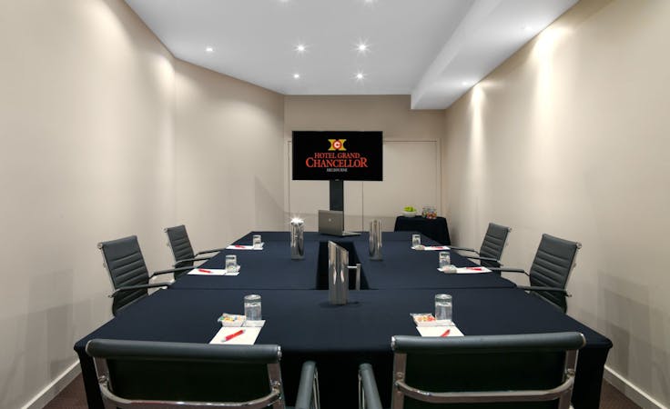 Chancellor Six, meeting room at Hotel Grand Chancellor Melbourne, image 1