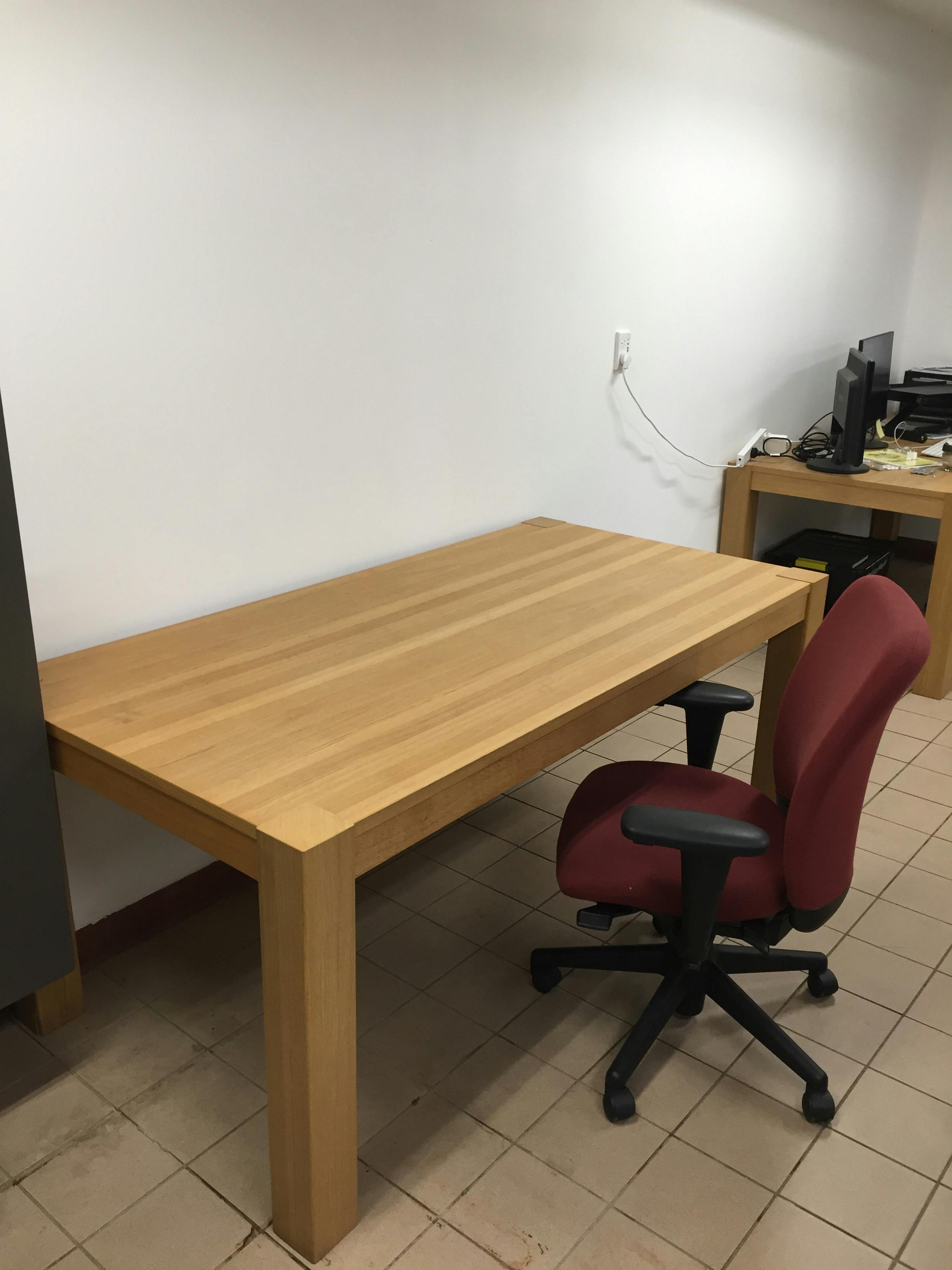 Hot Desk At Back Alley Studio Space 7528 Spacely