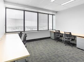 Find office space in Regus St Martins Tower for 5 persons with everything taken care of, serviced office at St Martins Tower, image 1