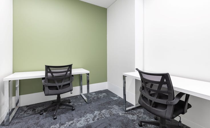 All-inclusive access to office in HQ Victoria Park, hot desk at Victoria Park, image 1