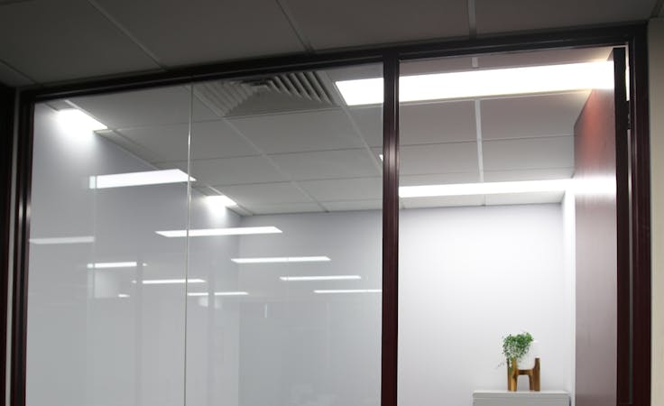 Serviced office at Collins Commercial, image 1