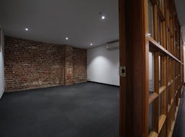 LF2, private office at Warehouse 48, image 1
