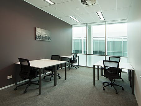 Serviced office at Gateway Business Center STOP! Rent