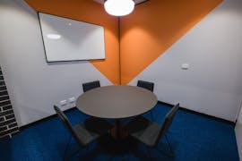 Consult 3 - Ground Floor, meeting room at Waterman Caribbean Park, image 1