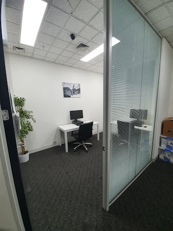 Small Room 2-356 Collins St, shared office at Nee Yap, image 1